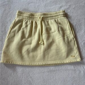 TNA Women's Butter Yellow Sweatfleece Mini Skirt